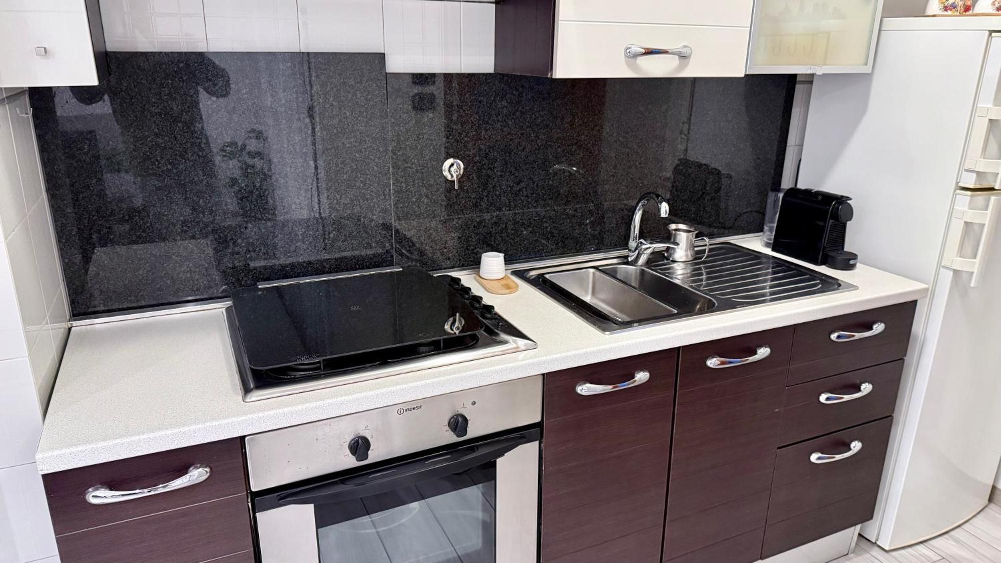 Sunset Haven Apartment Rom